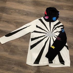 Nike Men’s long sleeve hoodie- size XL